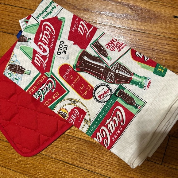 Vintage Retro Coca Cola Pot Holder Stove Towel Red Advertising 1999 Y2K 2pcs NWT - Picture 5 of 9